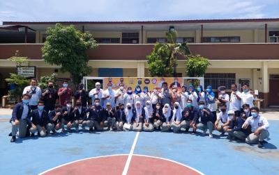 IKA SMA Kemala Bhayangkari 1 dan DPD KAI Sumut Gelar Vaksinasi
