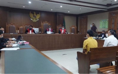 Azis Syamsuddin Disebut Punya 8 Orang di KPK Untuk Amankan Perkara