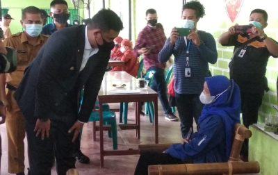 Lokasi Vaksinasi Diperbanyak untuk Mendekatkan ke Masyarakat