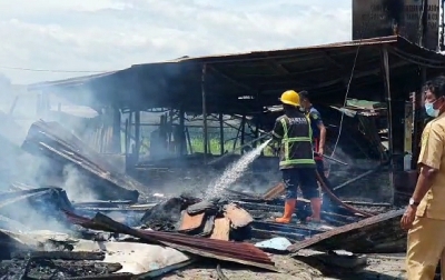 8 Kios Liar di Jalan Jamin Ginting Hangus Dilalap Si Jago Merah