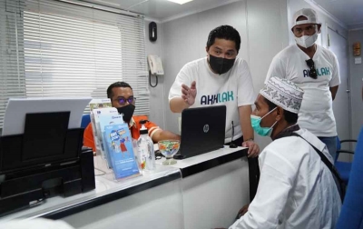 Erick Thohir Kunjungi Agen Brilink dan Teras BRI Kapal di Pulau Komodo