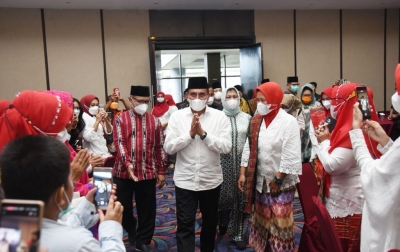 Edy Rahmayadi Obati Kerinduan Perantau Asal Sumut di Maluku Utara