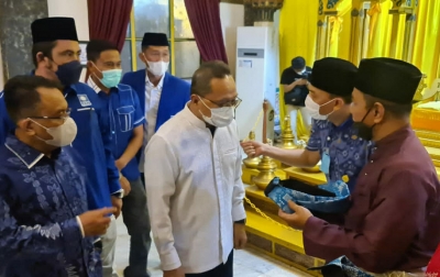 Ketum PAN: Kunci Kemajuan Perekonomian Umat Ilmu dan Keterampilan