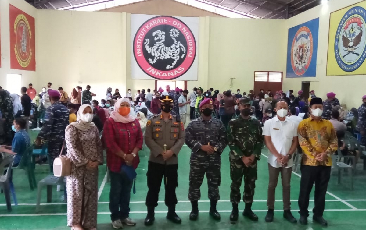 Batalyon Infanteri 8 Marinir Gelar Vaksinasi Massal