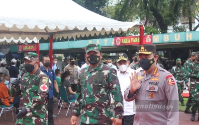 Listyo Berharap Akhir Desember Vaksinasi Sudah 70 Persen