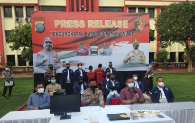 Tersangka Penipuan Online Belajar Sejak Berada di Lapas