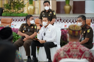 Jaksa Agung Ikuti Ekspose Penghentian Penuntutan Lima Tersangka di Aceh