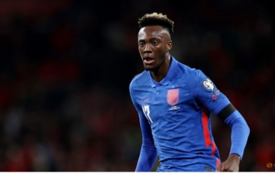 Pindah ke Roma, Abraham: Ingin Melebarkan Sayap