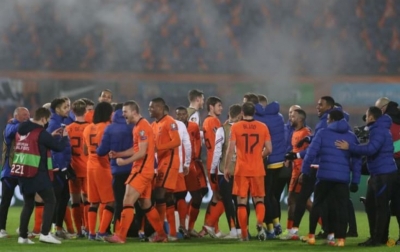 Gol Telat Bergwijn dan Depay Bawa Belanda ke Piala Dunia 2022