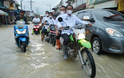Usai Ninjau Banjir di Dolok Masihul, Bupati Langsung Pimpin Rapat Terbatas