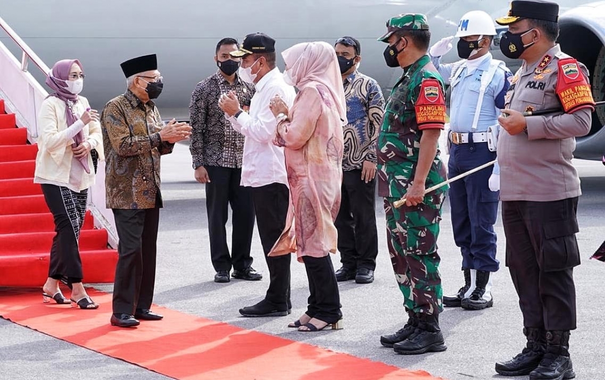 Tiba di Bandara Silangit, Wapres Ma’ruf Disambut Edy Rahmayadi