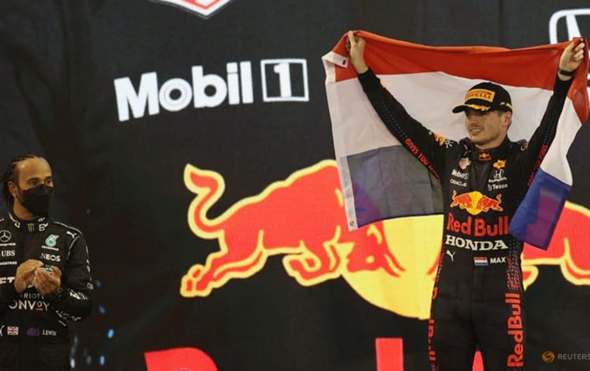Mercedez Tarik Banding, Verstappen Resmi Juara Dunia F1