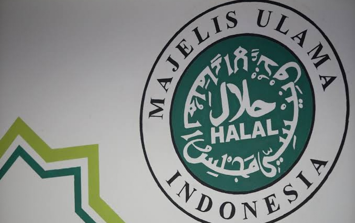 MUI Ingatkan Masyarakat Jangan Panik dan Tetap Waspada Varian Omicron