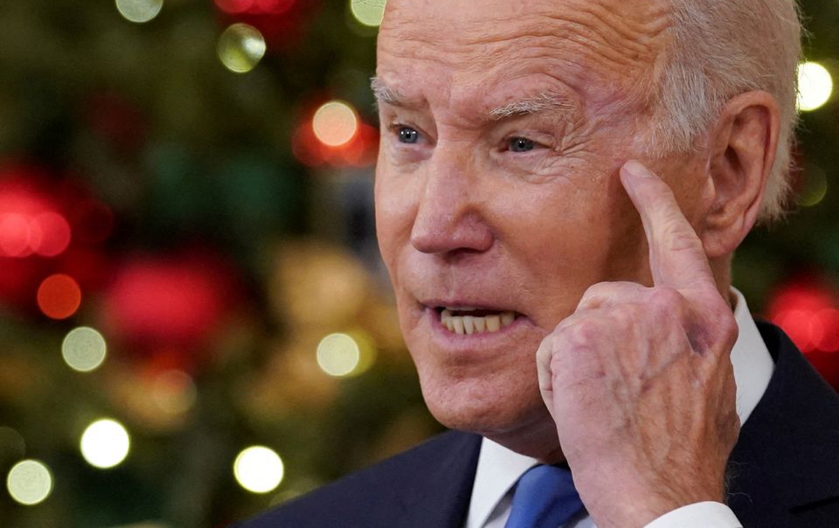 Biden Teken UU Larangan Impor dari Xinjiang, China Protes