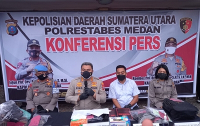 Pembunuh Sopir Taksi Online Tewas Usai Melawan Petugas Saat Ditangkap