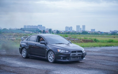 Aksi Bobby Nasution Tes Lintasan Balap di Lanud Suwondo