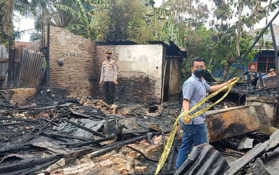 Akibat Arus Pendek Listrik, Tiga Rumah di Langkat Ludes Terbakar