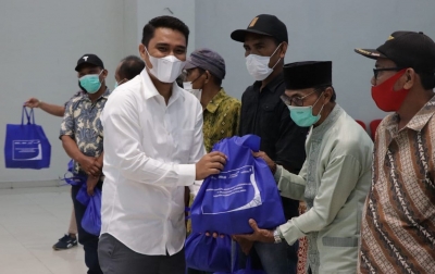 AP II Serahkan Bantuan Sembako Kepada Masyarakat