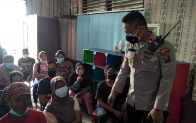 Lansia di Medan Perjuangan Ikuti Vaksinasi Covid-19