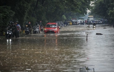 BMKG: Hujan Lebat Diprakirakan Turun di 20 Provinsi Hari Ini