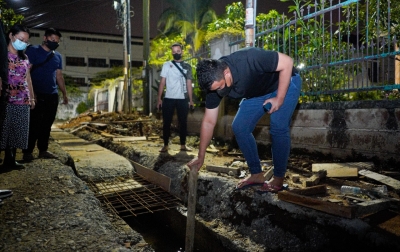 Tengah Malam Sidak Pengerjaan Drainase, Bobby Nasution Kecewa Berat Kinerja PU