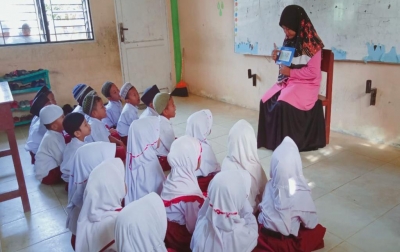 Guru MIS Al-Afkari Batang Kuis Terus Berinovasi Kembangkan Budaya Baca Siswa