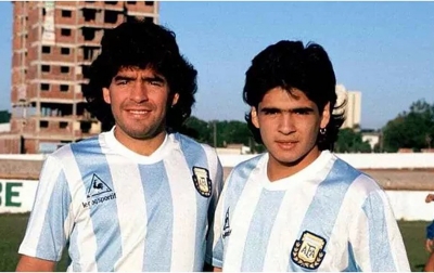 Adik Maradona Wafat, Napoli Berikan Penghormatan