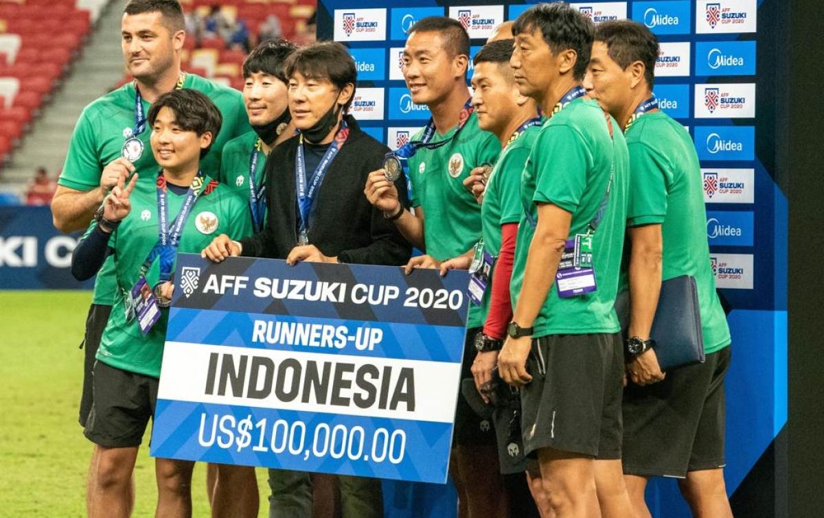 Indonesia Selantai dengan Orang Mabuk di Hotel Piala AFF 2020