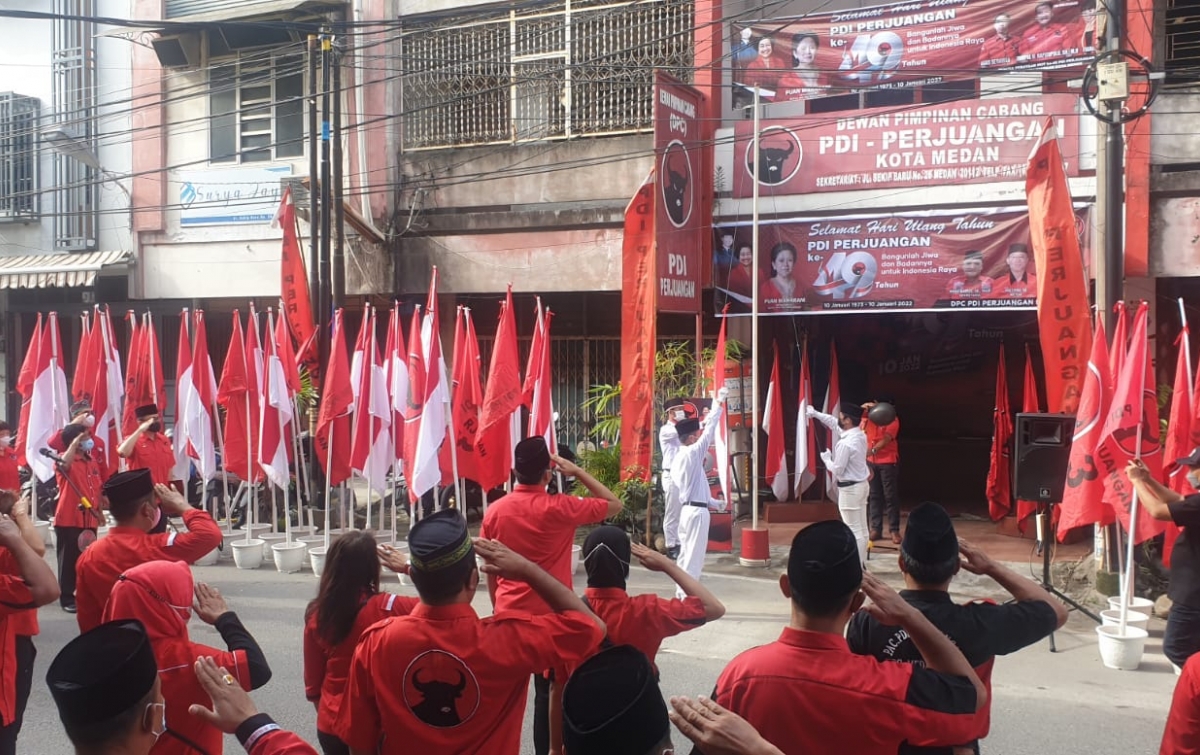 DPC PDIP Medan Ikuti Upacara HUT ke-49 Serentak se-Indonesia