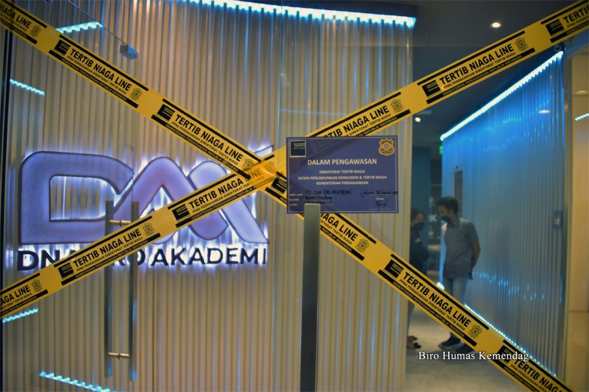 Kemendag Segel Kembali Pelaku Usaha Robot Trading yang Membangkang