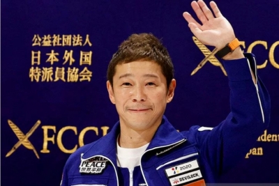 Pergi Keluar Angkasa Membuat Seorang Miliarder Terobsesi dengan Bumi