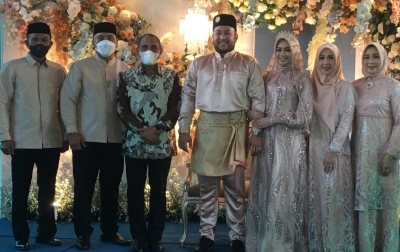 Edy dan Ijeck Hadiri Syukuran Pernikahan Putra Mahmuzar Darma