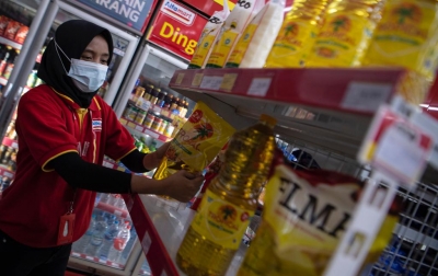 Minyak Goreng Harga Baru Masih Dijual Terbatas, Pengamat: Picu Panic Buying