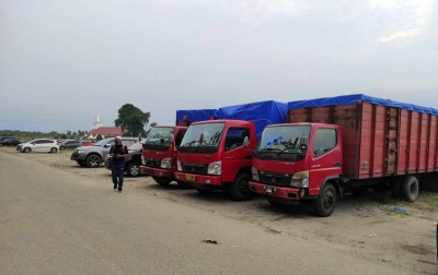 Tanpa Dokumen, 8 Truk Barang dari Malaysia Ditangkap di Batubara