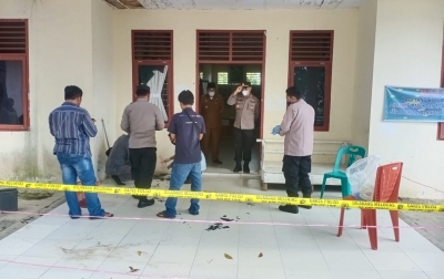 Kantor Camat Batang Onang Dirusak OTK