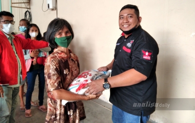 Sambut Gong Xi Fa Cai, Repdem Asahan Bagikan Sembako