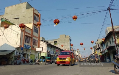 Lampion Dipasang di Kota Lubukpakam Jelang Imlek