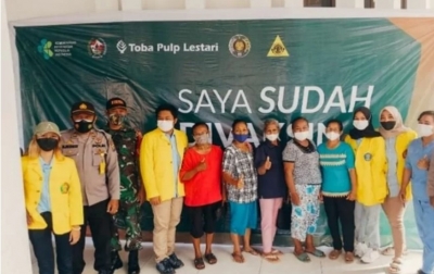 Mapala UI Gelar Vaksinasi di Kawasan Danau Toba