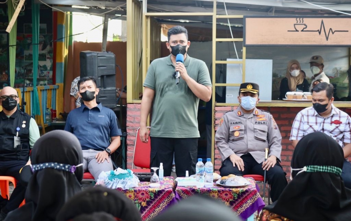 Bobby Nasution Turun Langsung Mengatasi Masalah Warga Medan Marelan