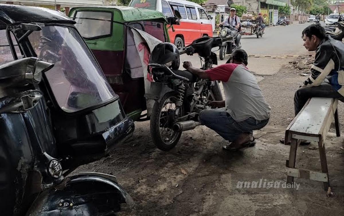 Becak Vespa Di Padangsidimpuan Mulai Beralih Ke Sepeda Motor Bebek ...