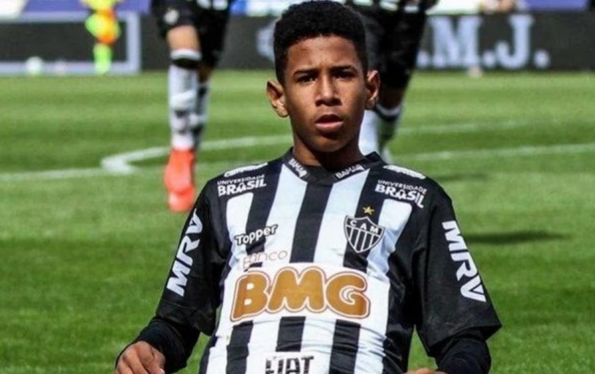 Manchester City Ajukan Penawaran Terhadap Remaja Asal Brazil