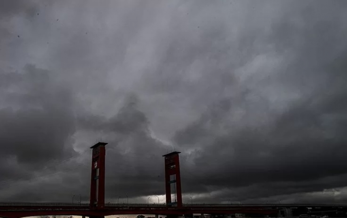 Sebagian Besar Wilayah Indonesia Berpotensi Diguyur Hujan Lebat