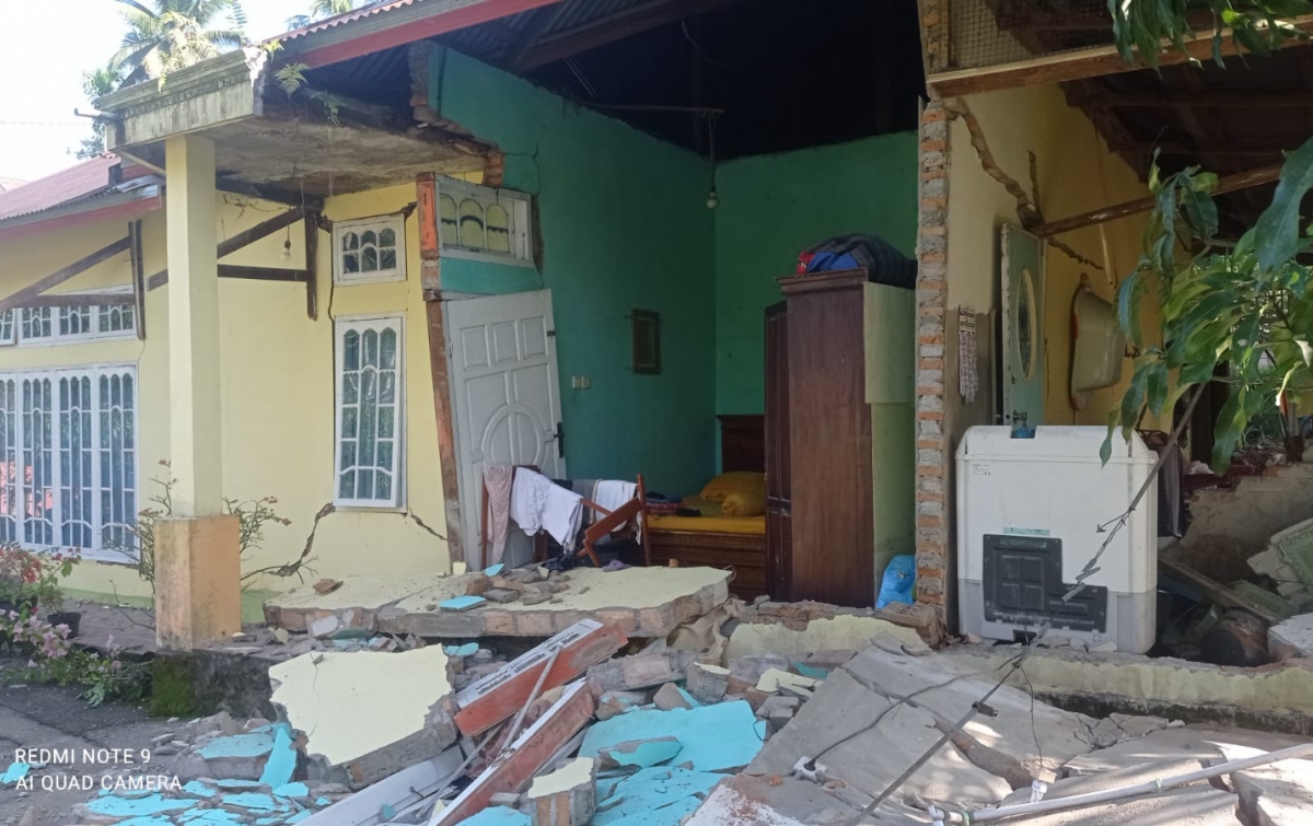 Kepala BNPB Perintahkan TRC Menuju Lokasi Terdampak Pascagempa M 6,1 Sumbar