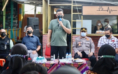 Bobby Nasution Turun Langsung Mengatasi Masalah Warga Medan Marelan