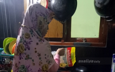 Harga Minyak Goreng di Karo Mahal dan Sulit Diperoleh