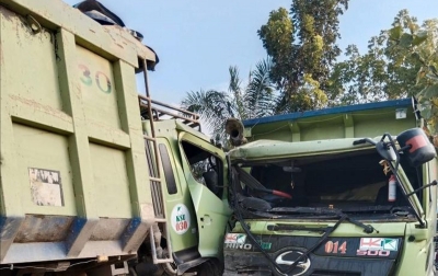 Kecelakaan Lalu Lintas, Dua Sopir Mobil Luka-luka