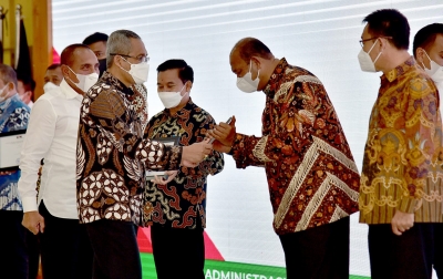 KPK Berikan Penghargaan Kepada Pemkab Langkat