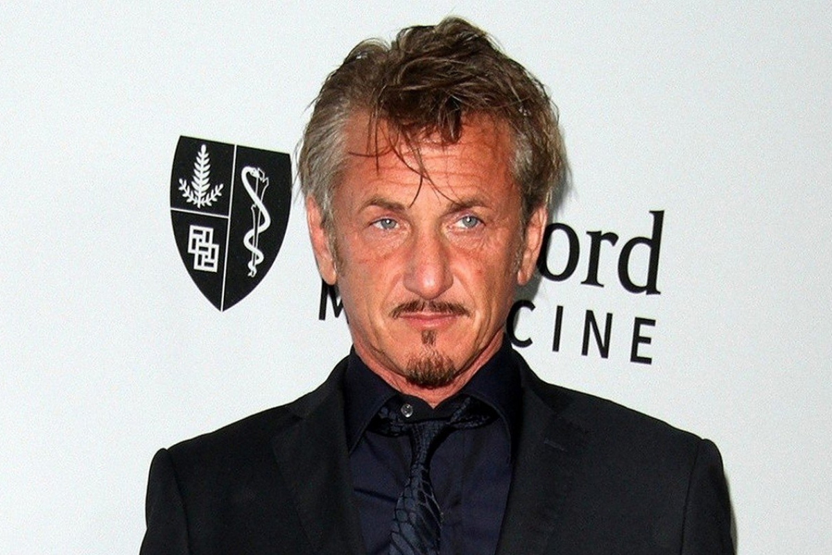 Sean Penn Kutuk Serangan Rusia Terhadap Ukraina