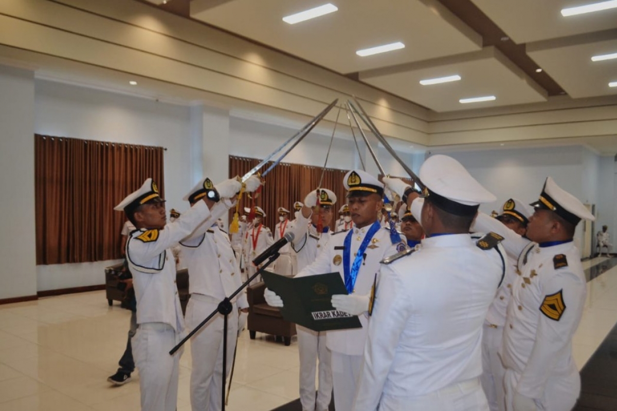Pengukuhan 51 Kadet Praktik Laut Politeknik Adiguna Maritim Indonesia