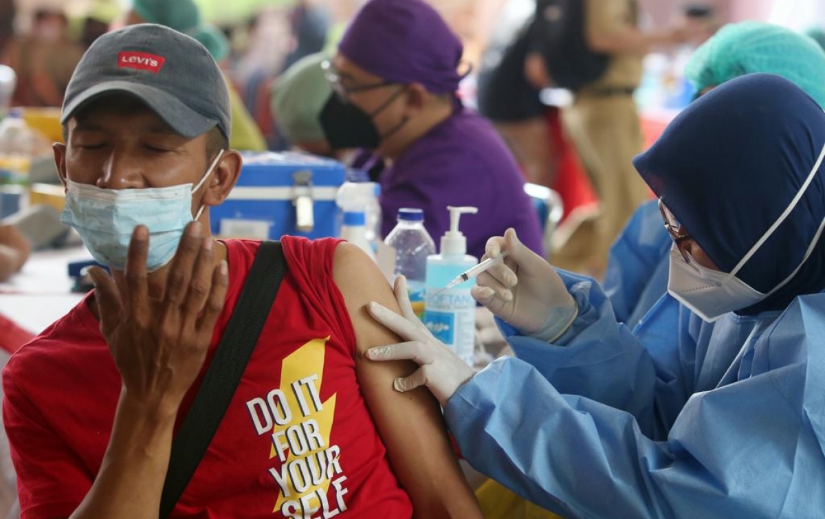 21,4 Juta Warga Indonesia Telah Dapat Vaksin Covid-19 Dosis Ketiga